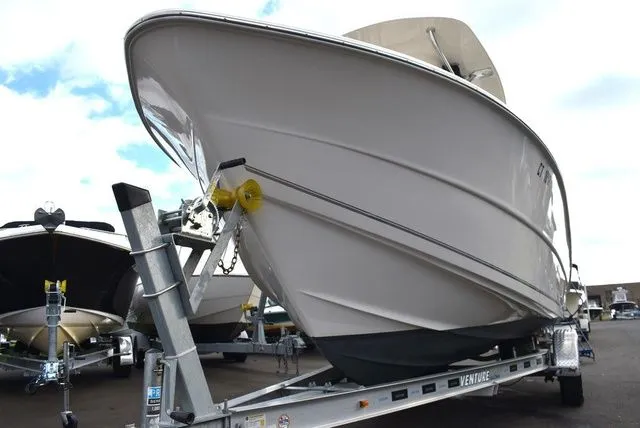 Slide: The Image of Bulls Bay 230CC 2024 - 64