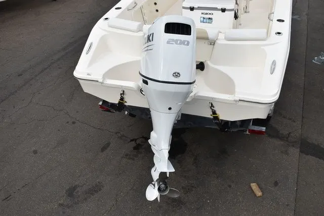 Slide: The Image of Bulls Bay 230CC 2024 - 7