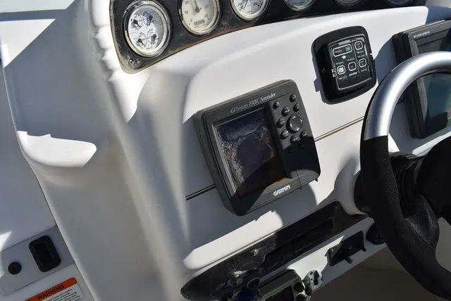 Slide: The Image of Larson Cabrio 310 2005 - 35