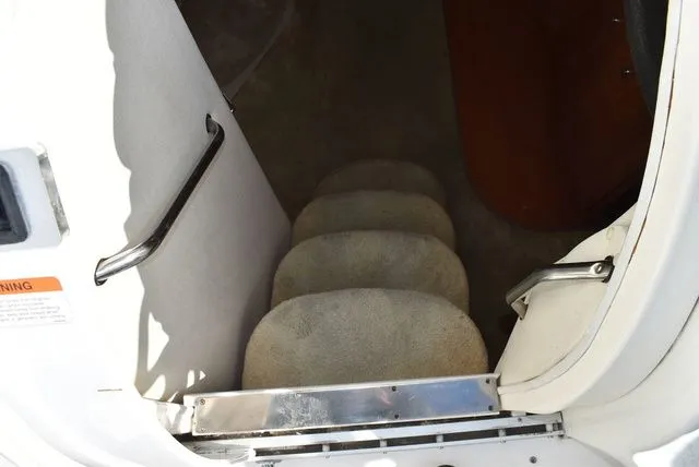 Slide: The Image of Larson Cabrio 310 2005 - 41