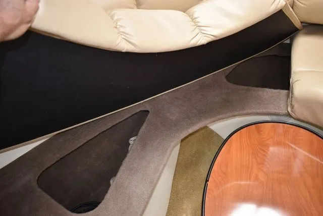 Slide: The Image of Larson Cabrio 310 2005 - 63