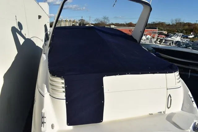 Slide: The Image of Larson Cabrio 310 2005 - 8