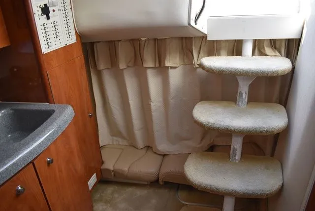 Slide: The Image of Larson Cabrio 310 2005 - 82