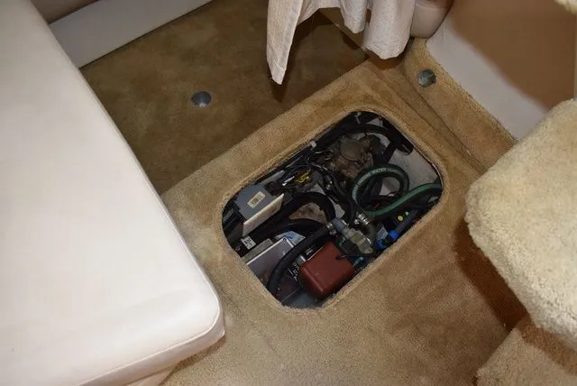 Slide: The Image of Larson Cabrio 310 2005 - 83