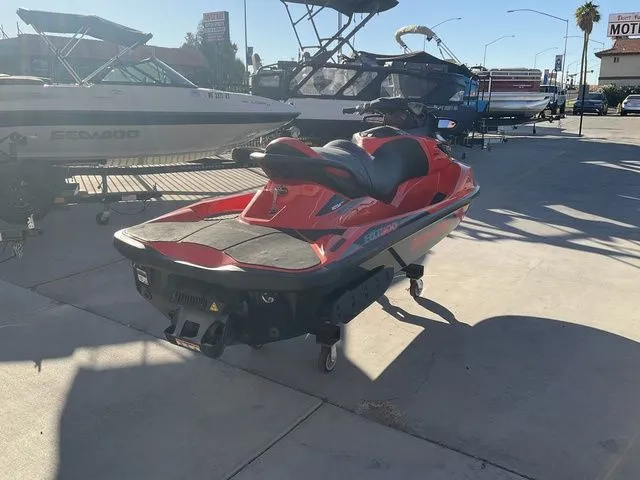 Slide: The Image of Sea-Doo RXT 2017 - 3