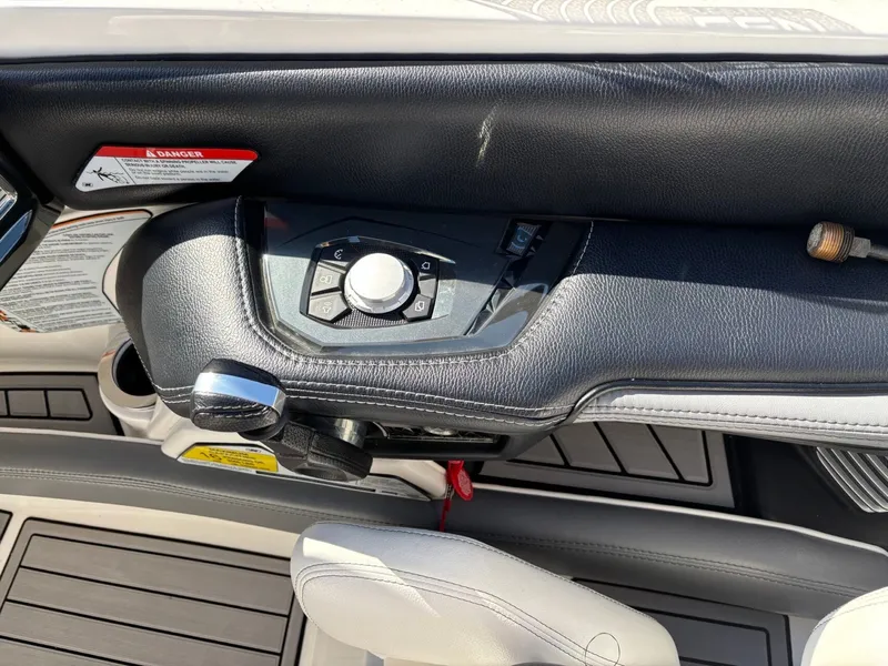 Slide: The Image of Nautique G23 2016 - 16