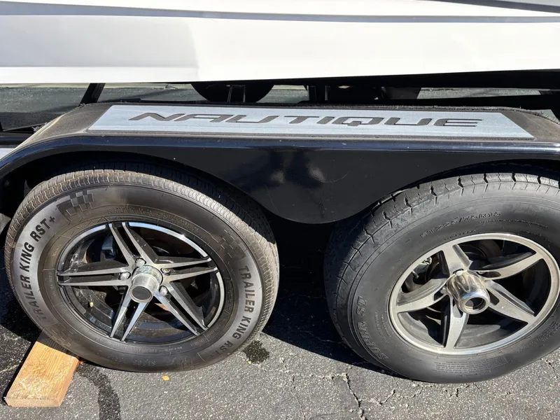 Slide: The Image of Nautique G23 2016 - 25