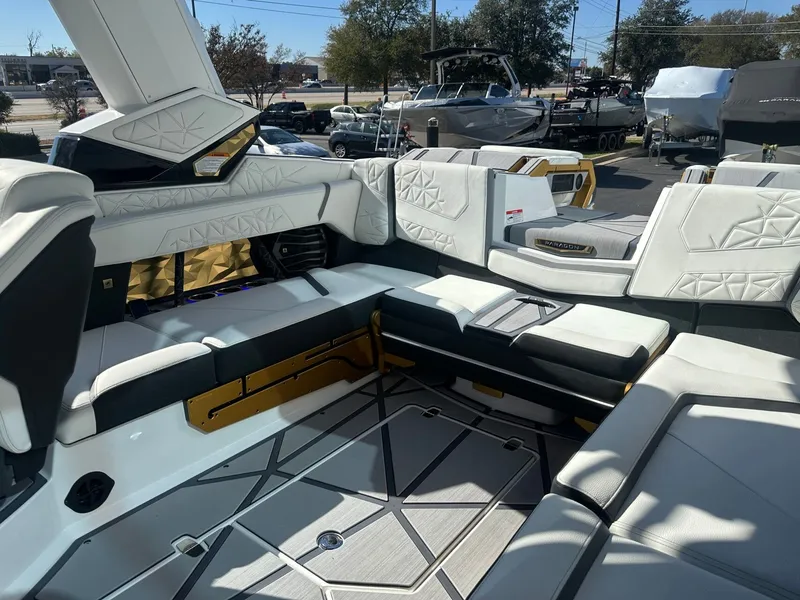 Slide: The Image of Nautique Super Air Nautique G23 Paragon 2026 - 31