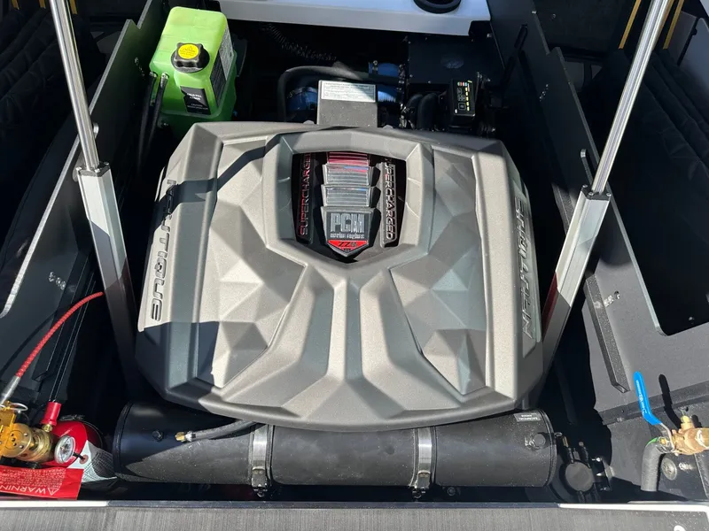 Slide: The Image of Nautique Super Air Nautique G23 Paragon 2026 - 41