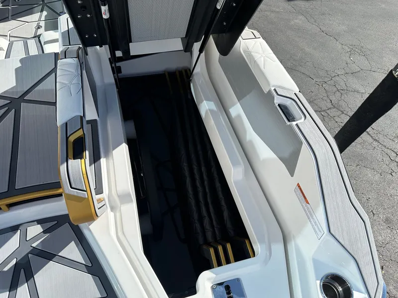 Slide: The Image of Nautique Super Air Nautique G23 Paragon 2026 - 47