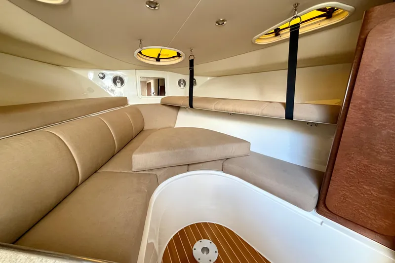 Slide: The Image of Hydra-Sports Vector 3500 VX 2008 - 21