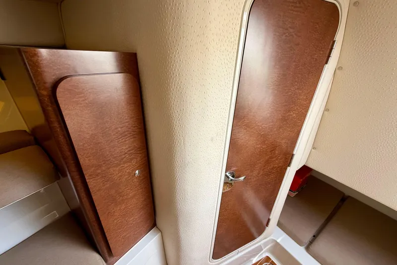 Slide: The Image of Hydra-Sports Vector 3500 VX 2008 - 23