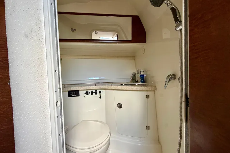 Slide: The Image of Hydra-Sports Vector 3500 VX 2008 - 24