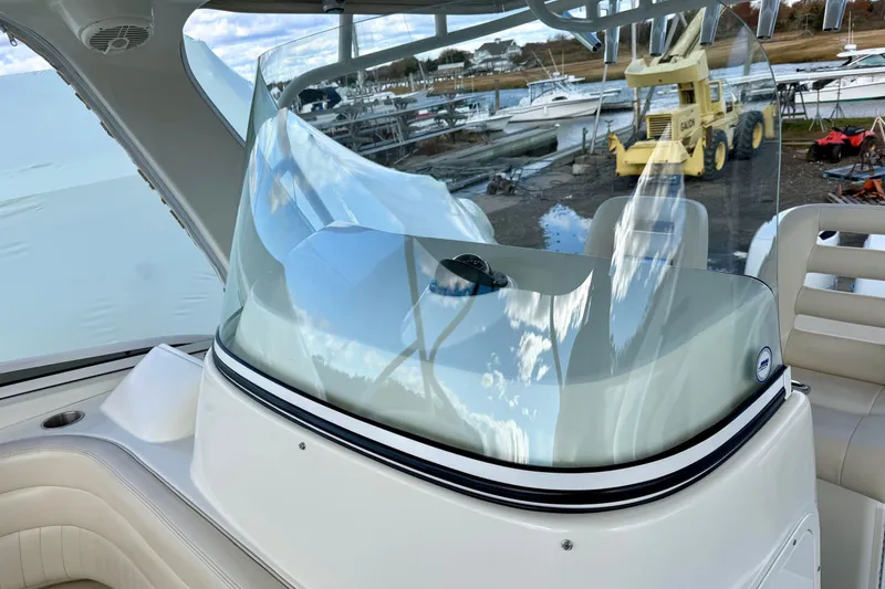 Slide: The Image of Hydra-Sports Vector 3500 VX 2008 - 29