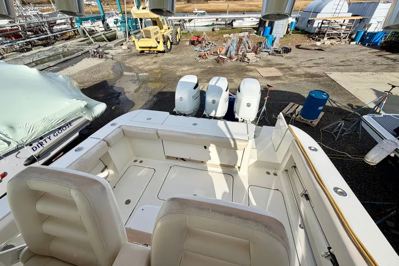 Slide: The Image of Hydra-Sports Vector 3500 VX 2008 - 37