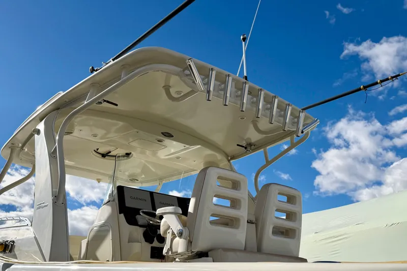 Slide: The Image of Hydra-Sports Vector 3500 VX 2008 - 45