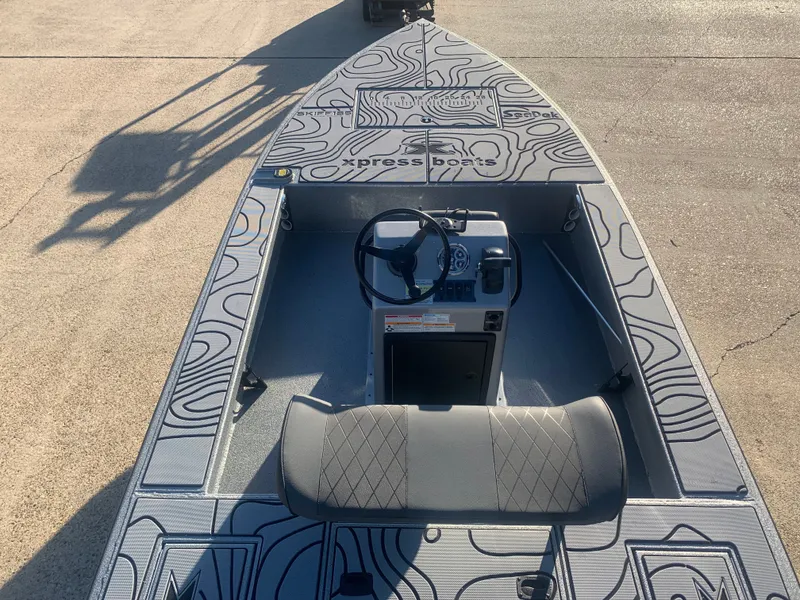 Slide: The Image of Xpress 185 Skiff 2026 - 5