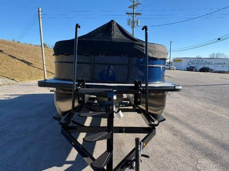 Slide: The Image of Harris CRUISER 230 SLDH 2026 - 46