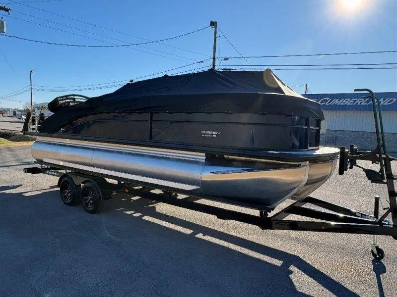 Slide: The Image of Harris CRUISER 230 SLDH 2026 - 47