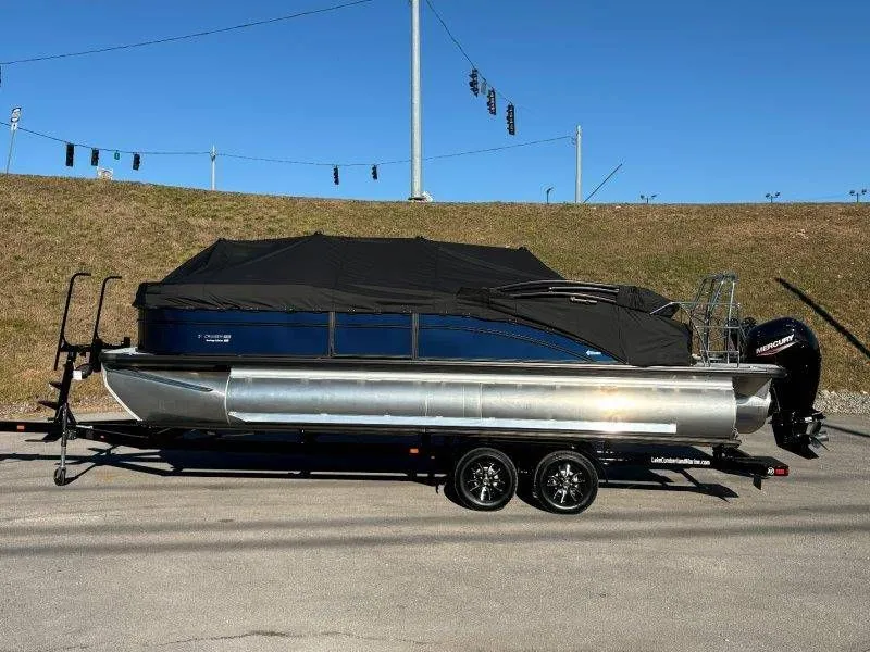 Slide: The Image of Harris CRUISER 230 SLDH 2026 - 48