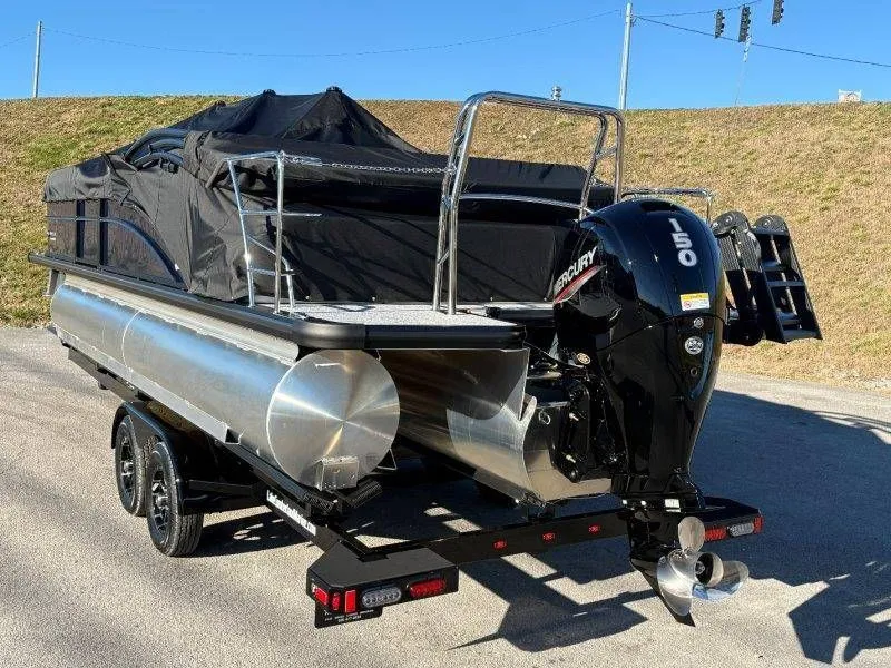 Slide: The Image of Harris CRUISER 230 SLDH 2026 - 49