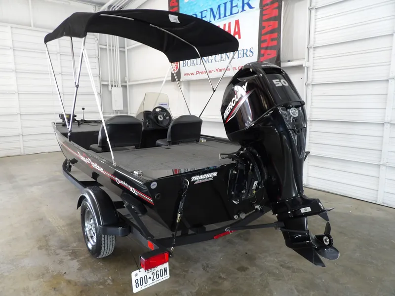 Slide: The Image of Tracker Bass Tracker Classic XL 2024 - 6