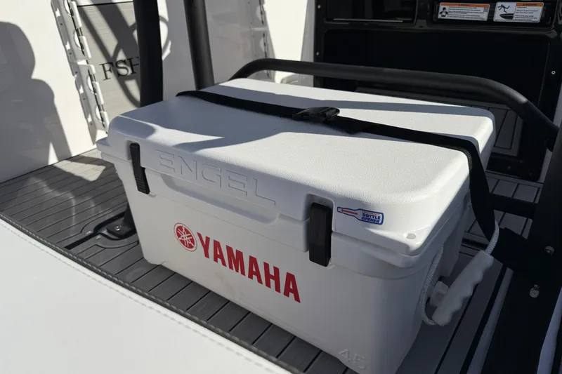 Slide: The Image of Yamaha 255 FSH Sport H 2024 boat with Engel cooler on deck. - 10