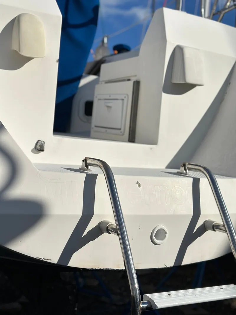 Slide: The Image of Catalina 28 1993 - 15