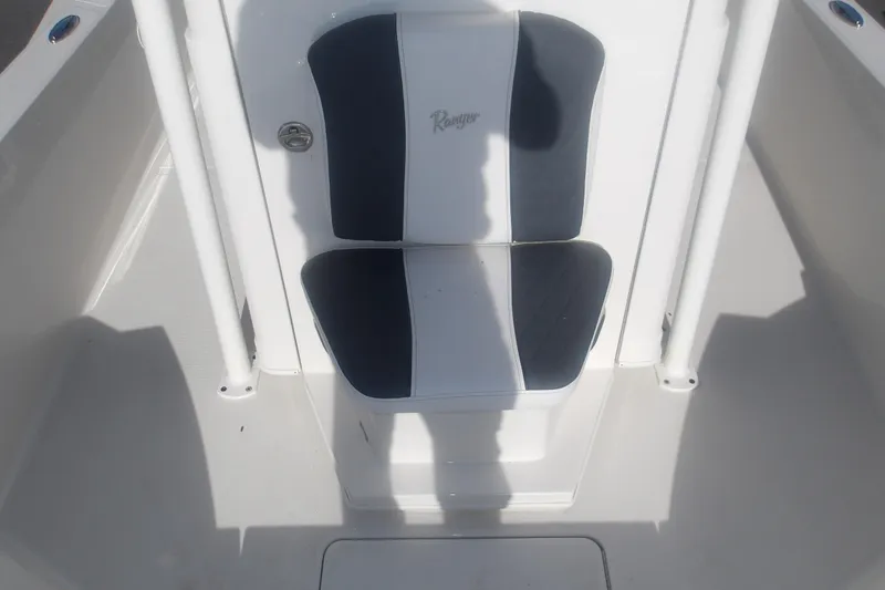 Slide: The Image of 2026 Ranger 2510 Bay boat seat with black and white upholstery. - 32
