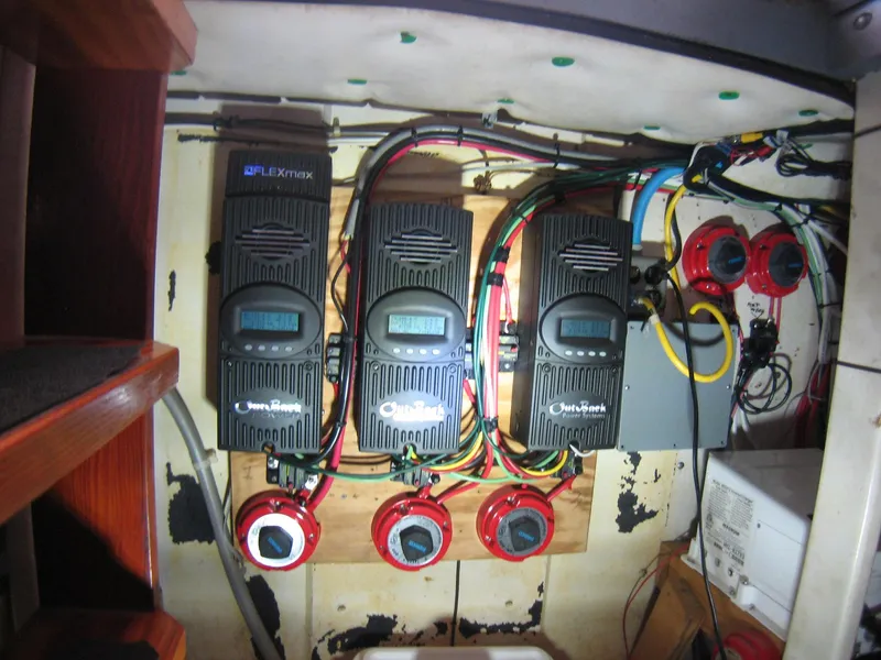 Slide: The Image of Custom 50 Pilgrim Tribute, Kadey Krogen, Nordhavn, & Grand Banks 1987 - 53