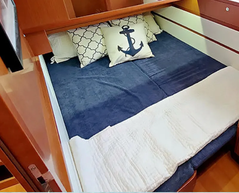 Slide: The Image of Beneteau Swift Trawler 44 2020 - 53
