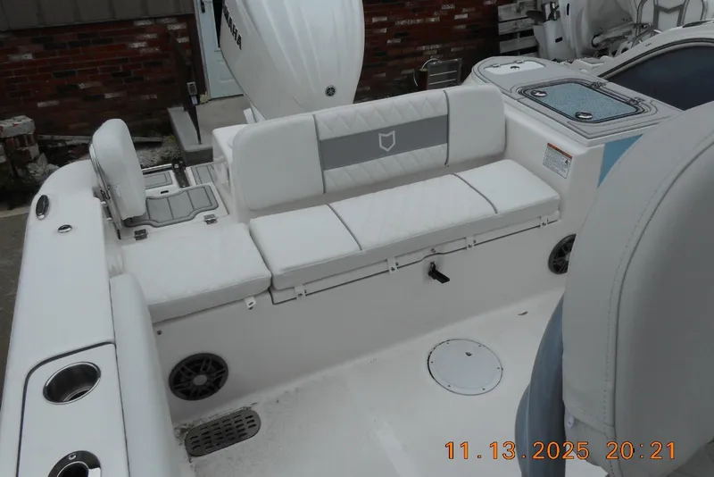 Slide: The Image of Transom Seating with Door - 14