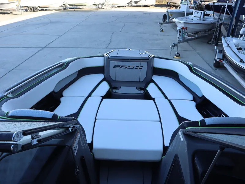 Slide: The Image of Yamaha 255XD 2021 - 10