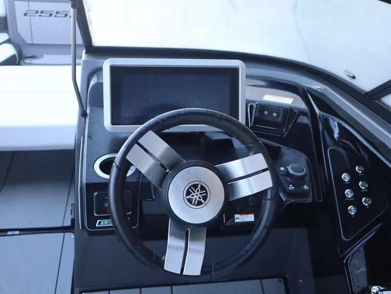 Slide: The Image of Yamaha 255XD 2021 - 8