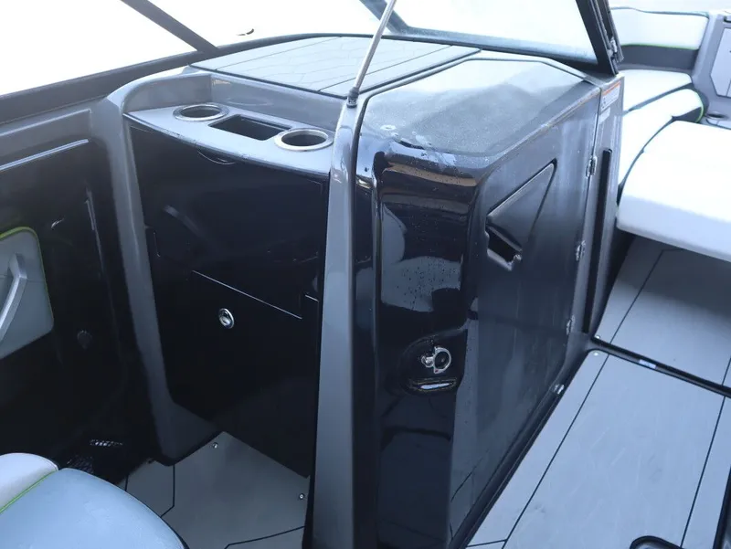 Slide: The Image of Yamaha 255XD 2021 - 9