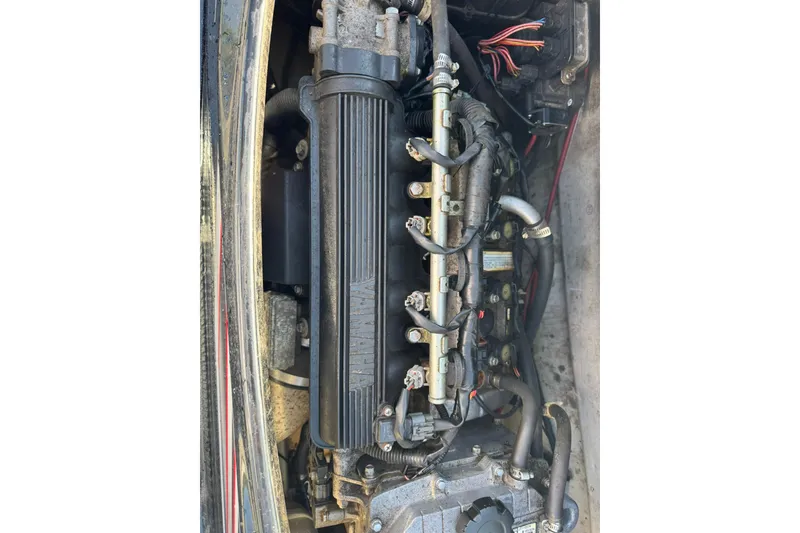 Slide: The Image of 2007 Yamaha WaveRunner VX Cruiser engine, detailed view of components and wiring. - 8