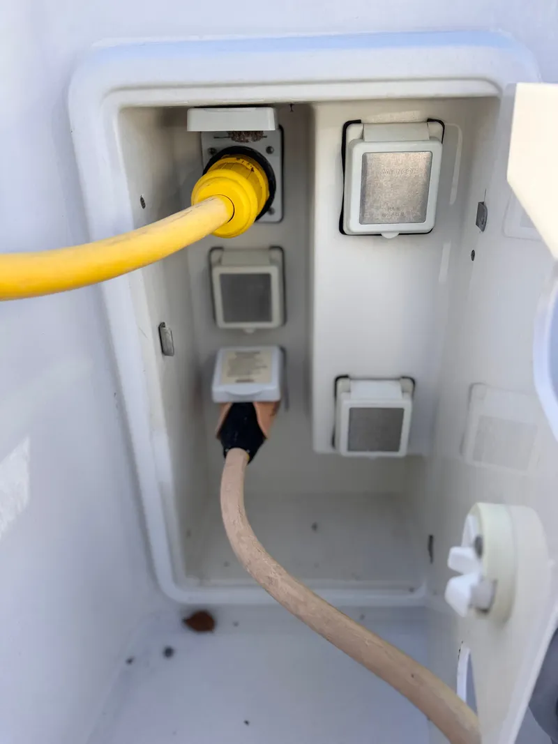 Slide: The Image of Carver 444 Cockpit Motor Yacht 2001 - 13