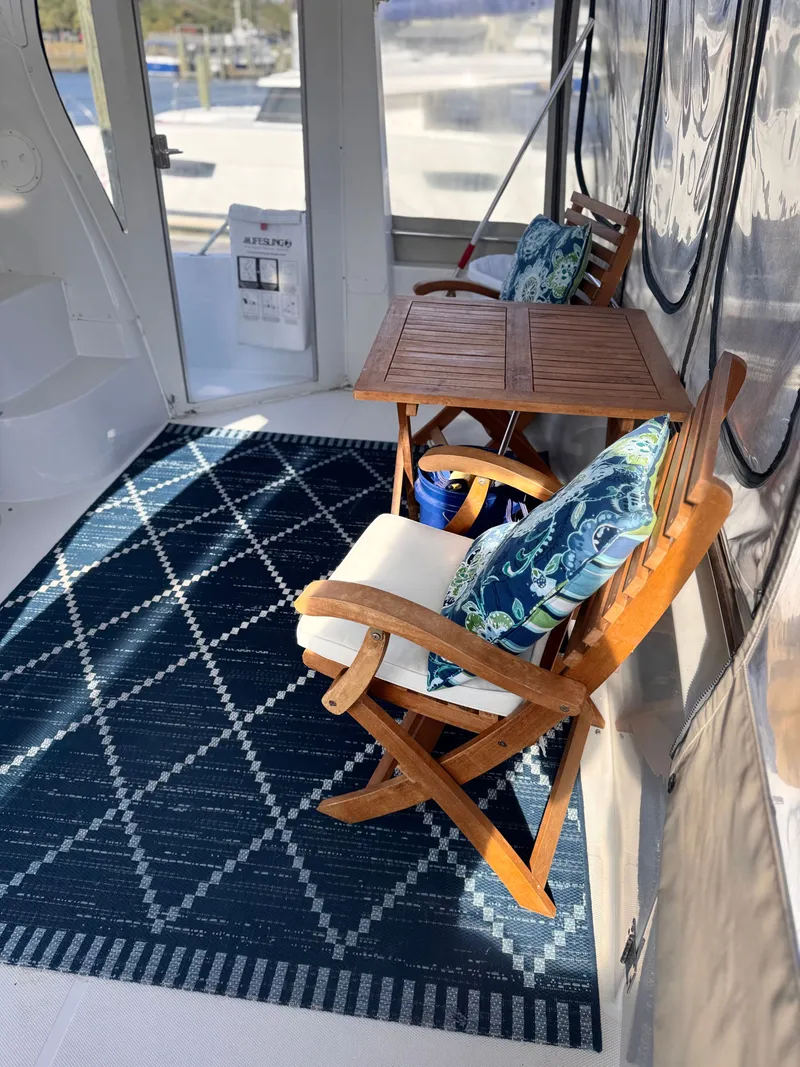 Slide: The Image of Carver 444 Cockpit Motor Yacht 2001 - 15