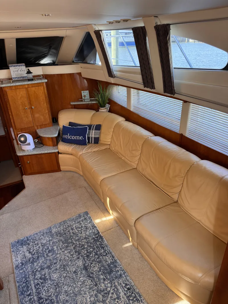 Slide: The Image of Carver 444 Cockpit Motor Yacht 2001 - 23