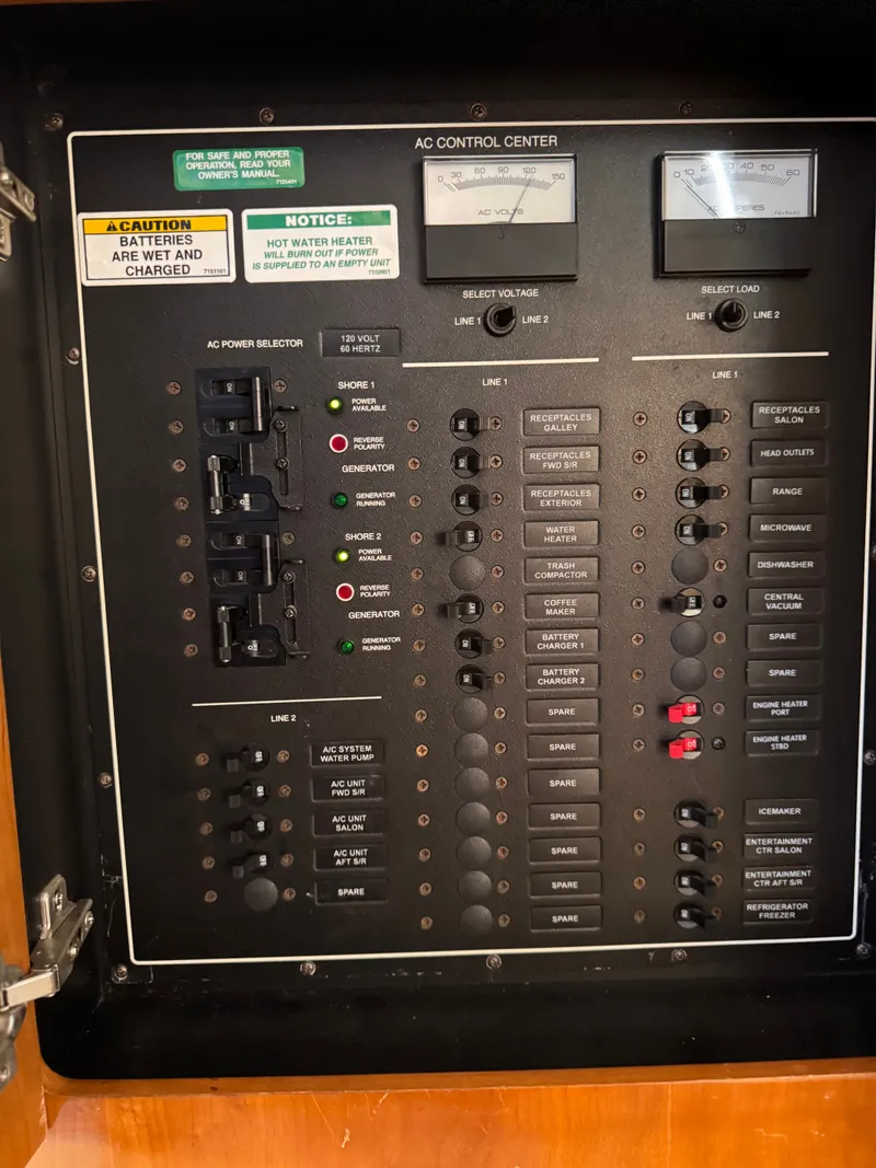 Slide: The Image of Carver 444 Cockpit Motor Yacht 2001 - 28