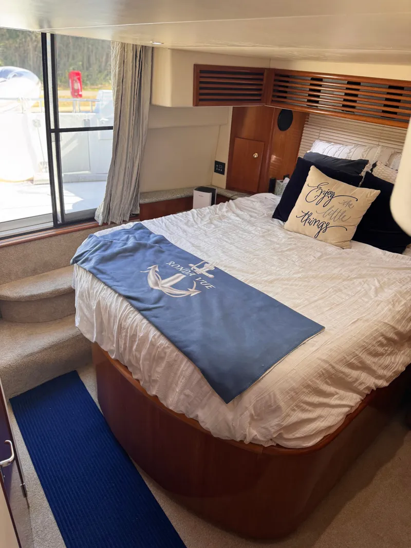 Slide: The Image of Carver 444 Cockpit Motor Yacht 2001 - 29