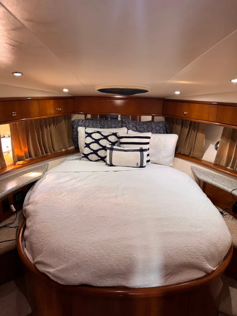 Slide: The Image of Carver 444 Cockpit Motor Yacht 2001 - 36
