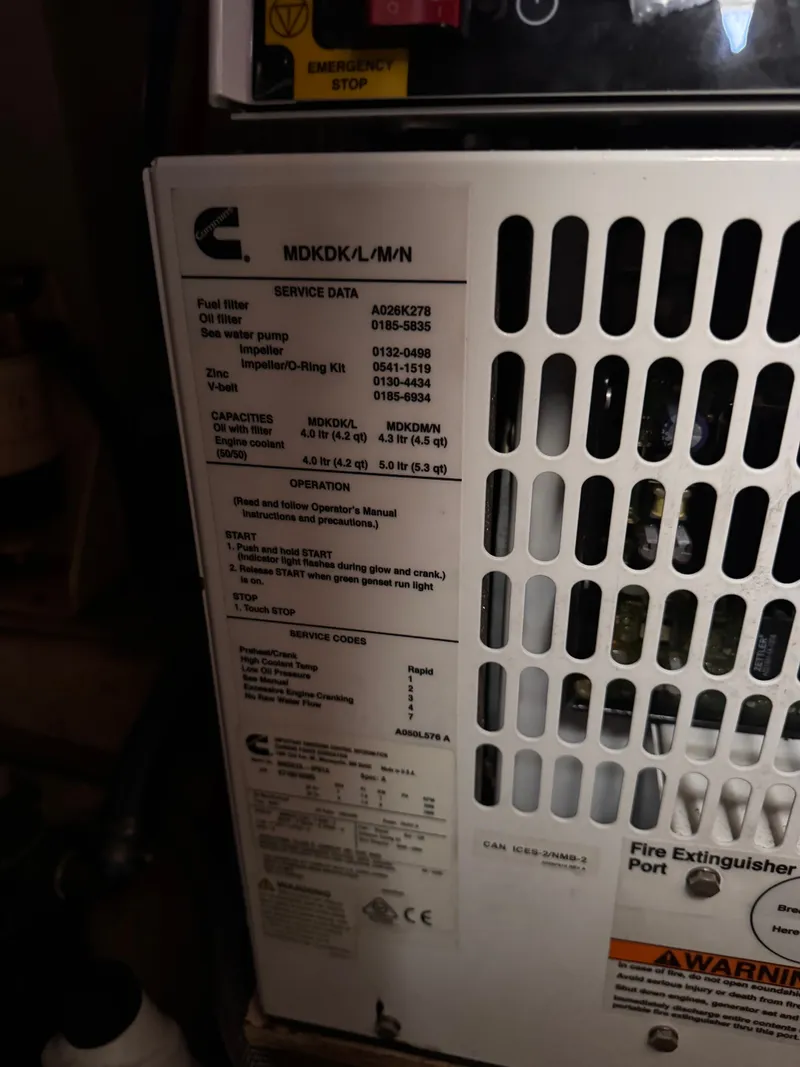 Slide: The Image of Carver 444 Cockpit Motor Yacht 2001 - 40