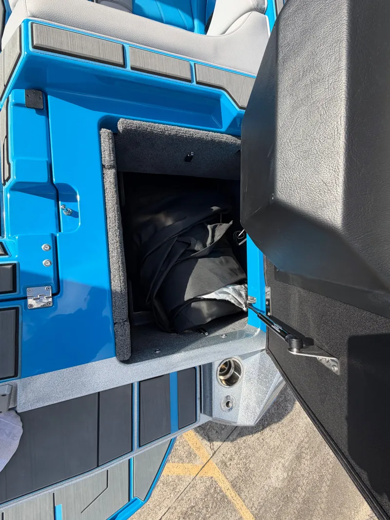 Slide: The Image of Supra SL 450 2022 - 22