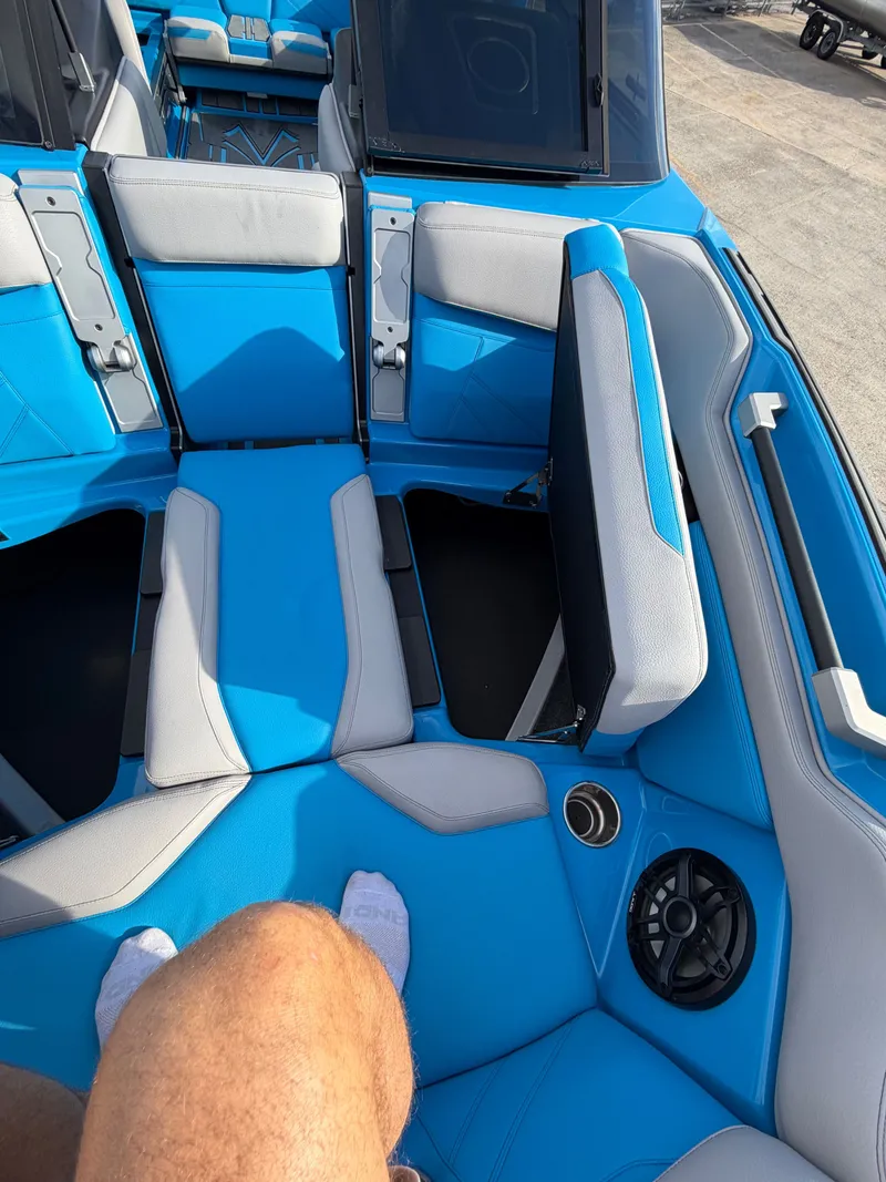 Slide: The Image of Supra SL 450 2022 - 23