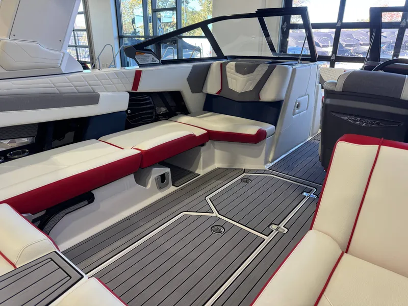 Slide: The Image of Nautique Super Air Nautique G23 2022 - 14