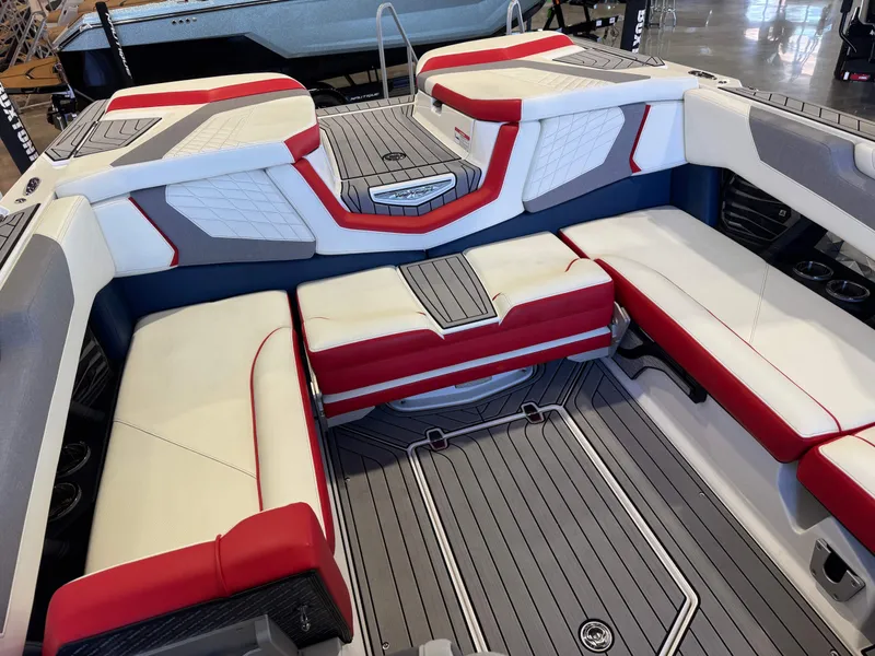 Slide: The Image of Nautique Super Air Nautique G23 2022 - 16