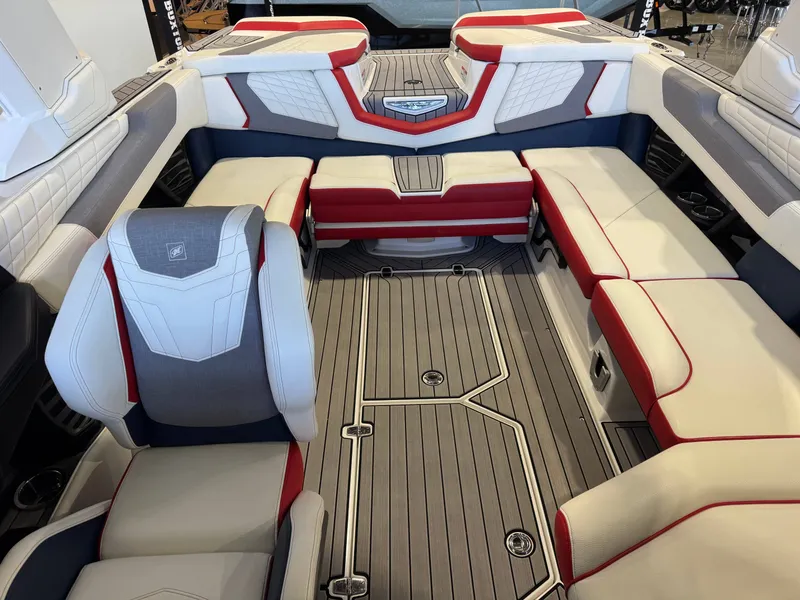 Slide: The Image of Nautique Super Air Nautique G23 2022 - 22