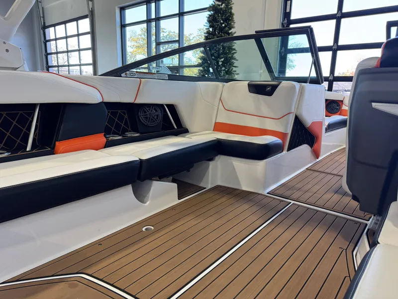 Slide: The Image of Correct Craft Super Air Nautique GS22 2017 - 14