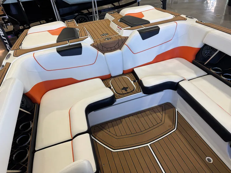 Slide: The Image of Correct Craft Super Air Nautique GS22 2017 - 16